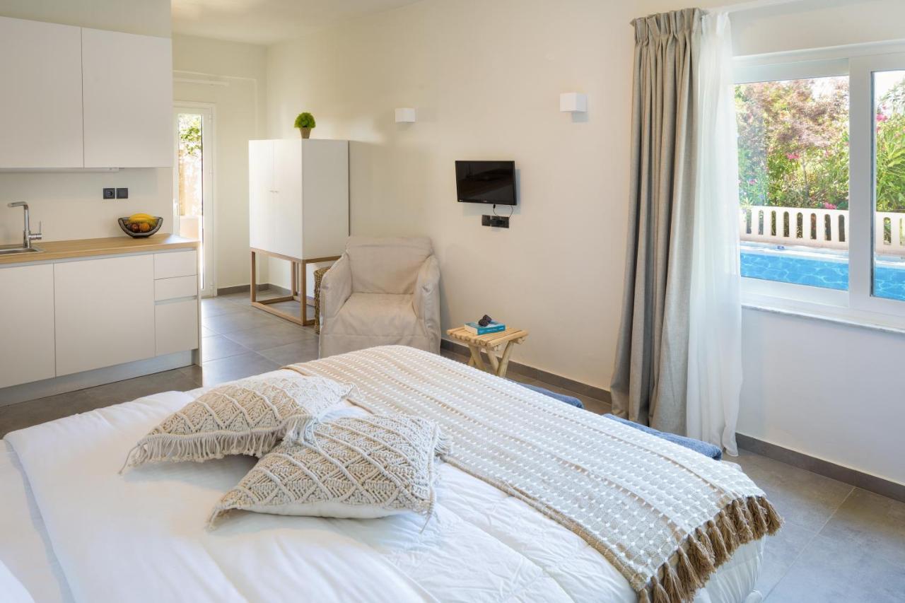 S U E N O - Studios And Apartments, With Shared Pool Kato Daratso Esterno foto